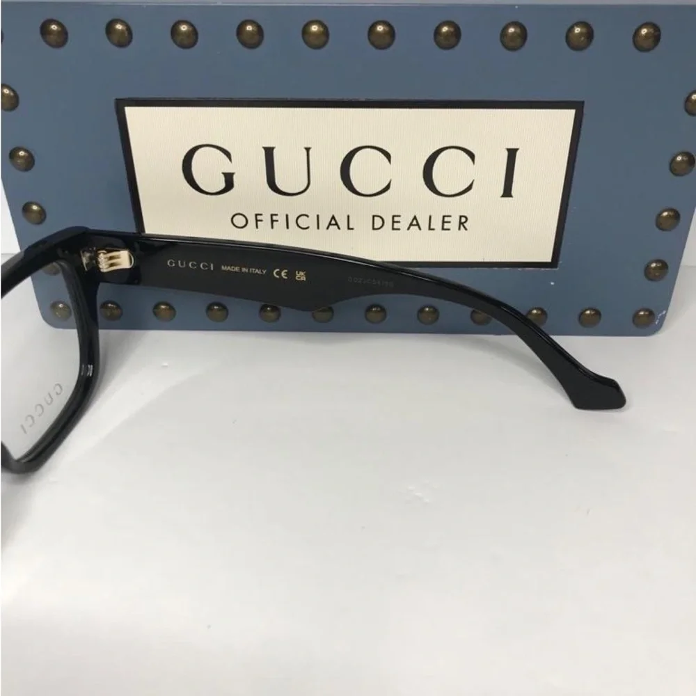New Authentic GUCCI GG1428O 001 square Gucci optical comes shiny black frame.